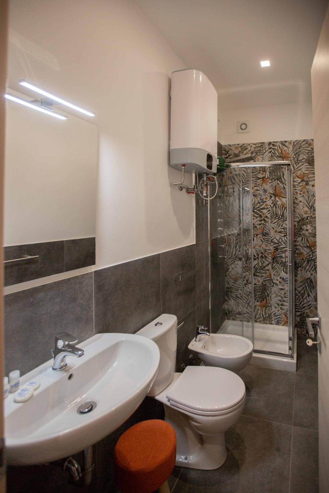 Domi Guest house *